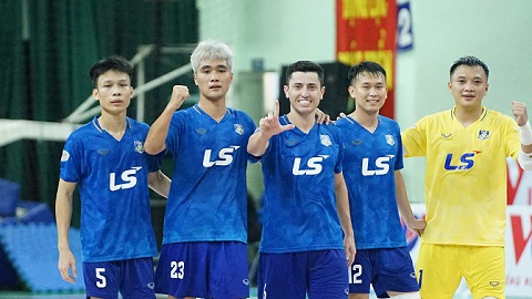 Thủ môn ĐT futsal Việt Nam mắc sai lầm, ĐKVĐ Thái Sơn Bắc suýt ôm hận 